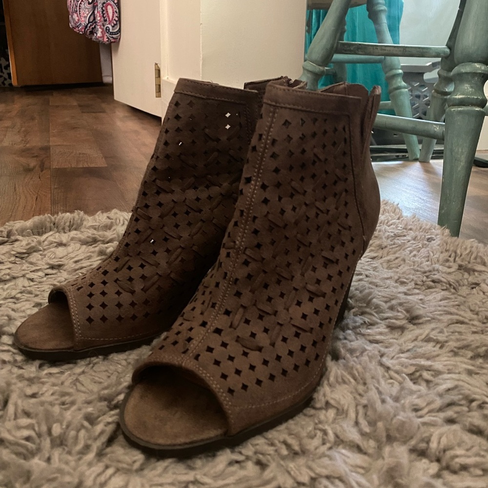 NWOT Heel Booties!